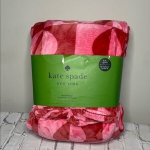 Kate Spade Queen Sized Red and Pink Heart Soft Fleece Blanket